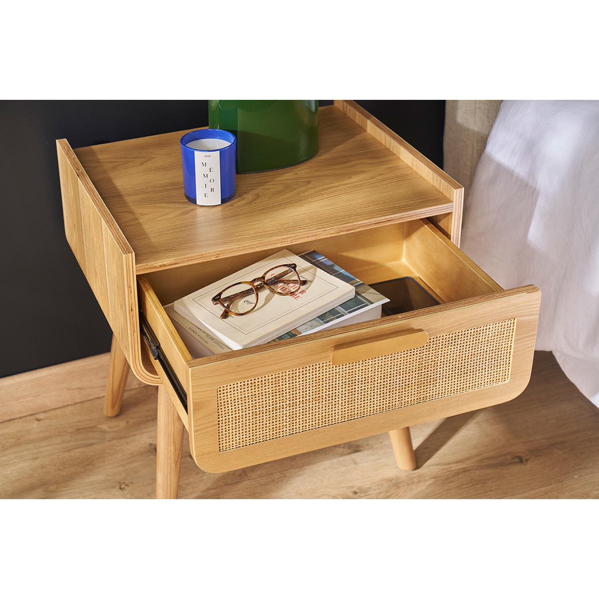 Tables de chevet avec tiroir en bois clair frêne et cannage rotin (lot de 2) ATHÈNE frêne, MILIBOO