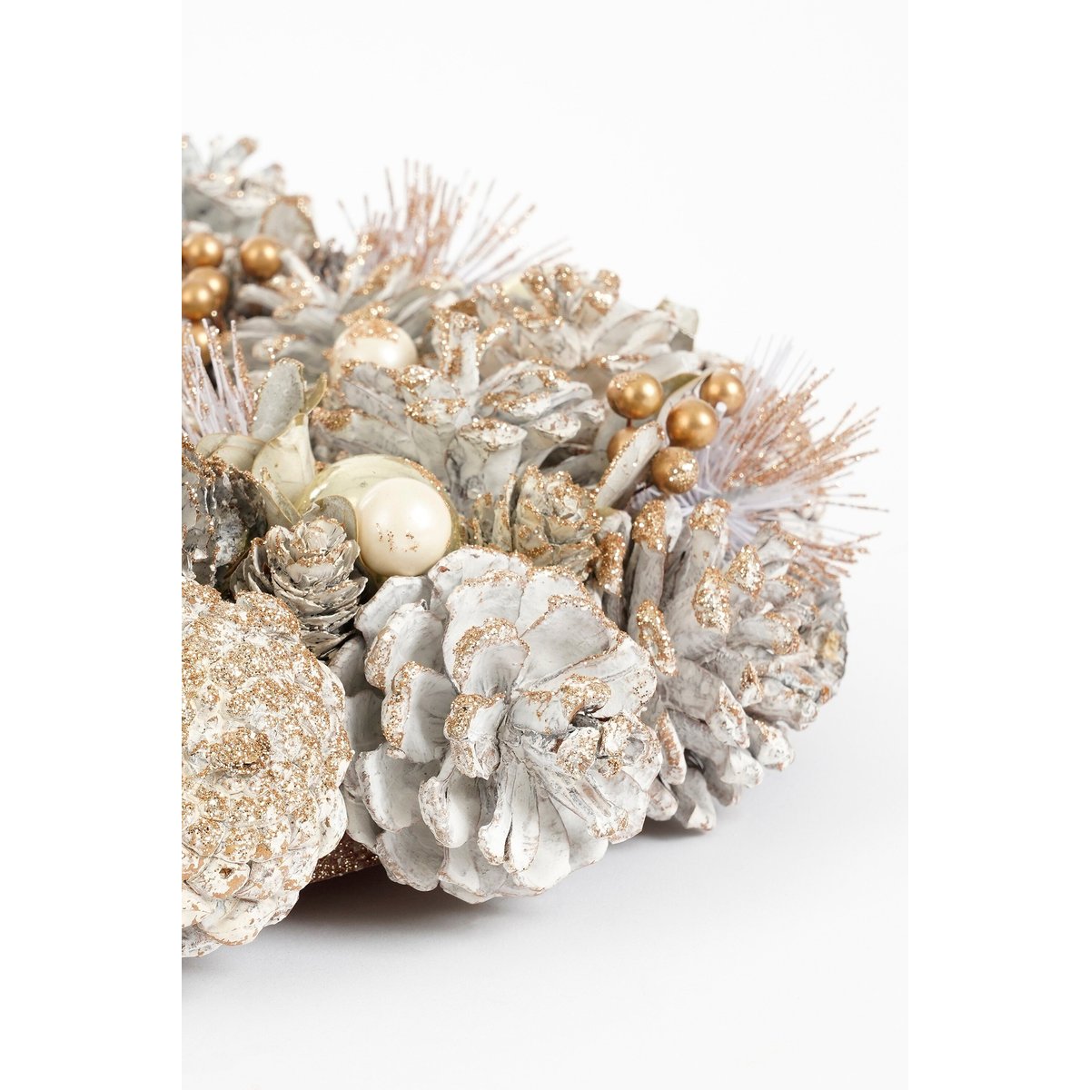 Couronne de Noël avec pommes de pin Hanley blanc, MICA DECORATIONS