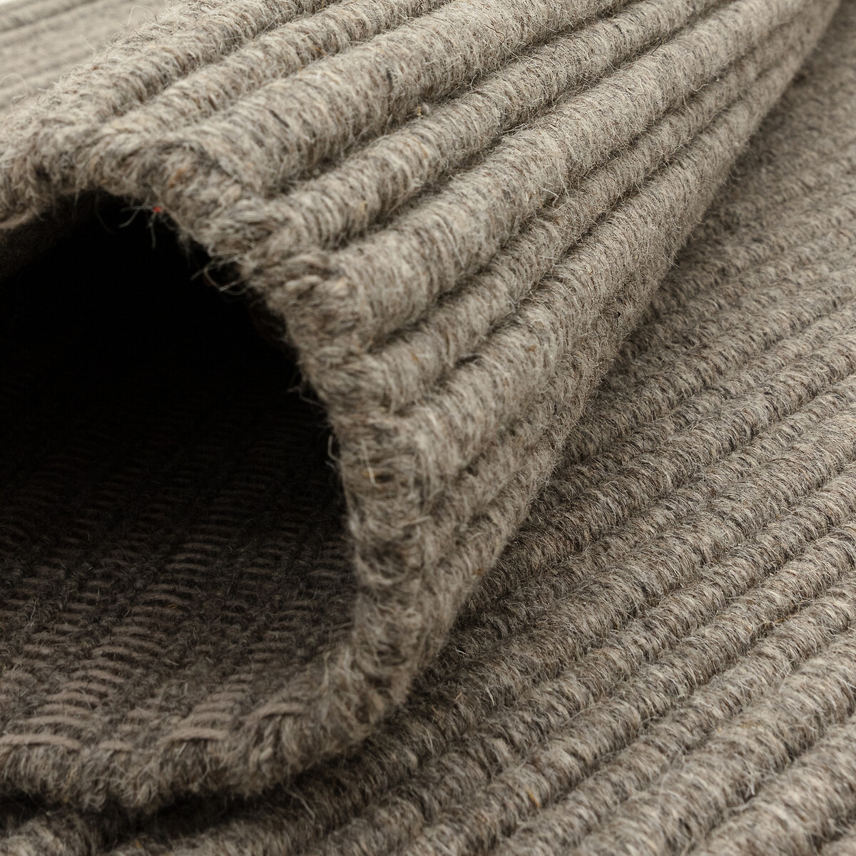 Ravine Ribbed Wool Rug grey, SO'HOME