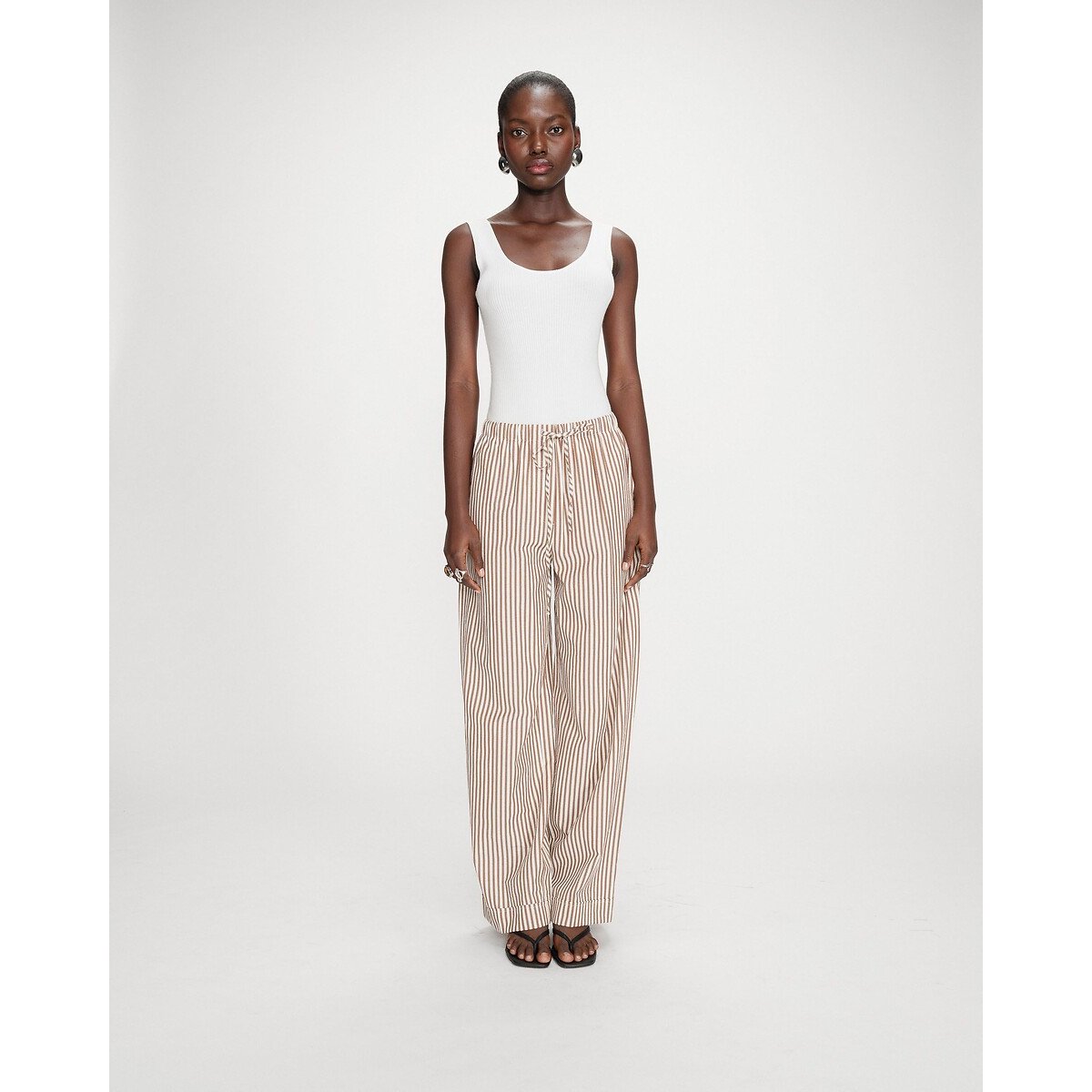 Pantaloni larghi a righe VOLUTE rigato marrone, GRACE & MILA