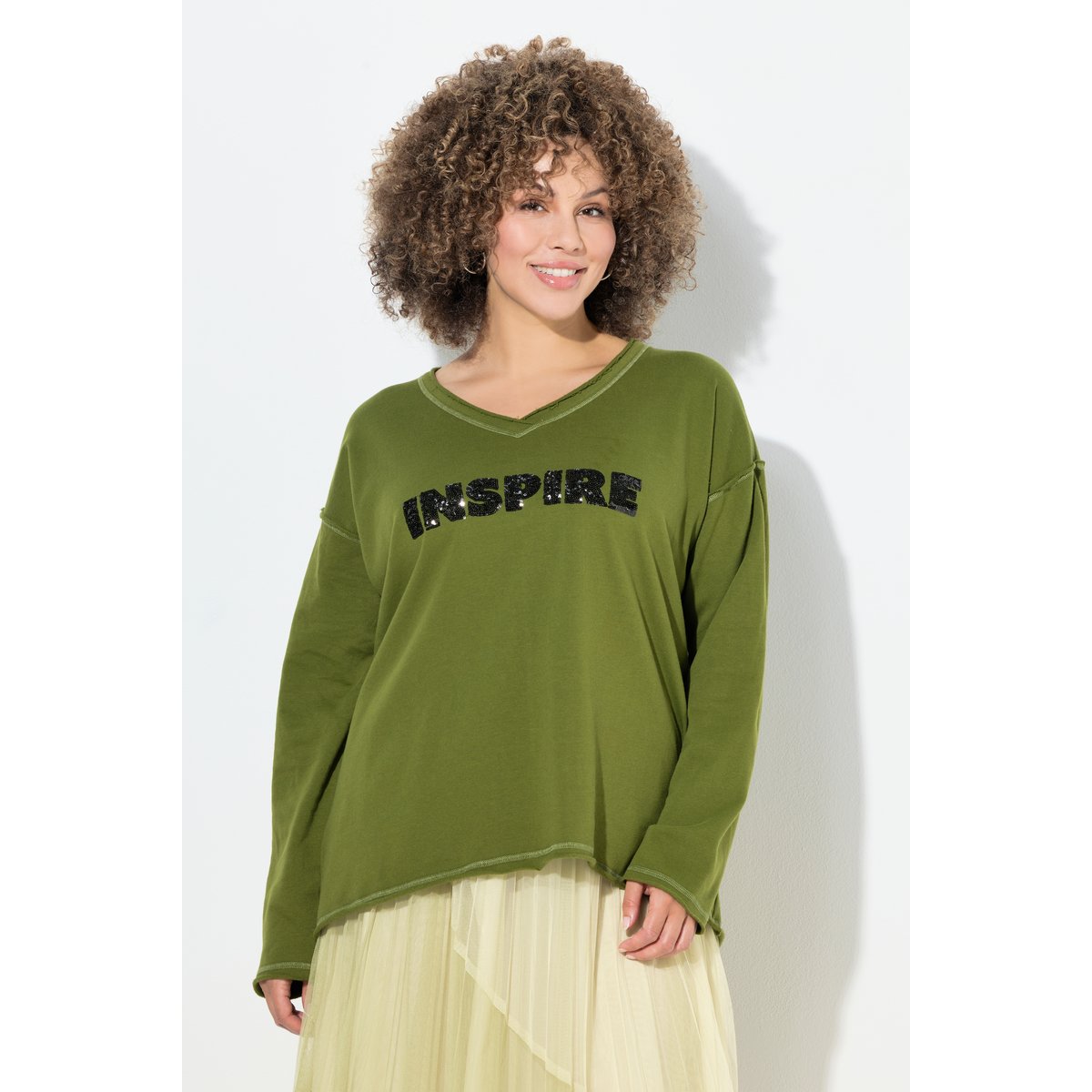 Sweat-shirt à encolure en V et vert sapin, ULLA POPKEN