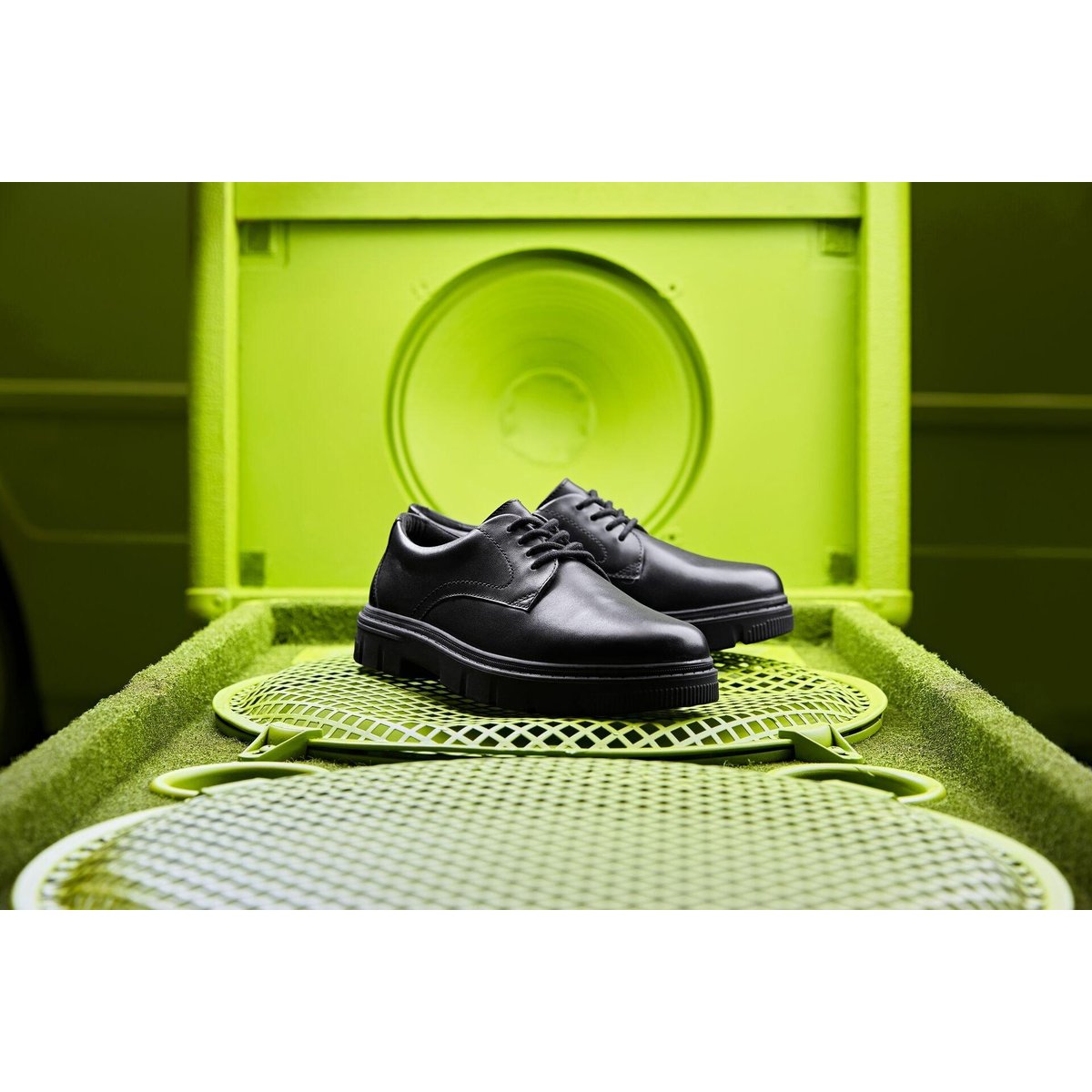 Derbies Cuir Coupe Large LORCAM WALK Y noir, CLARKS