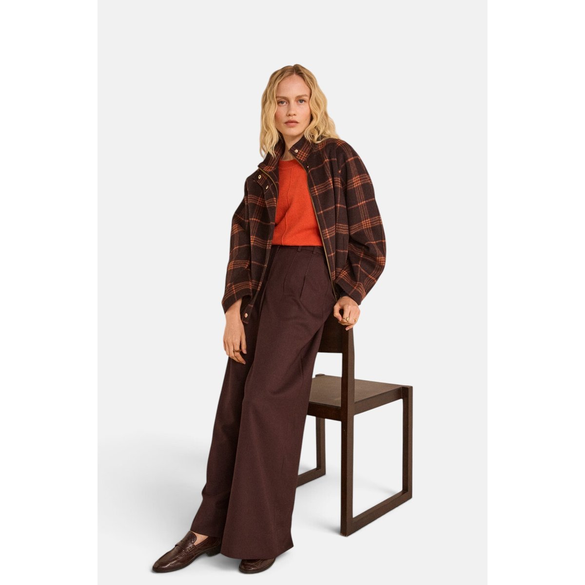 Pantalon large à pinces DAISY aubergine, Maison 123