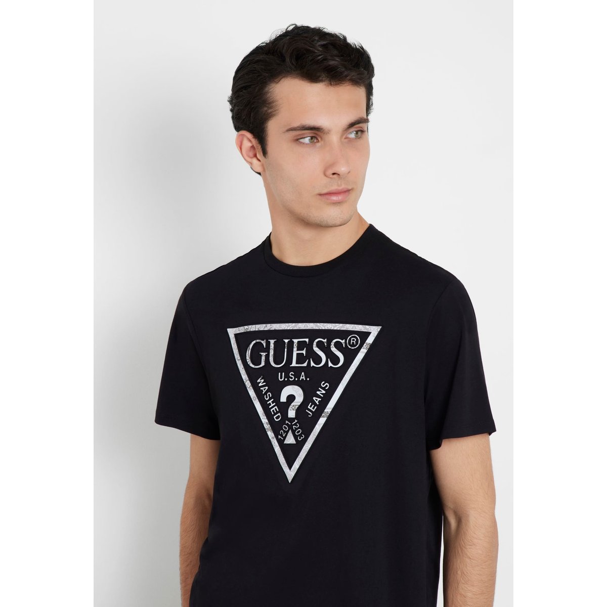 T-Shirt Logo Triangulaire noir, GUESS