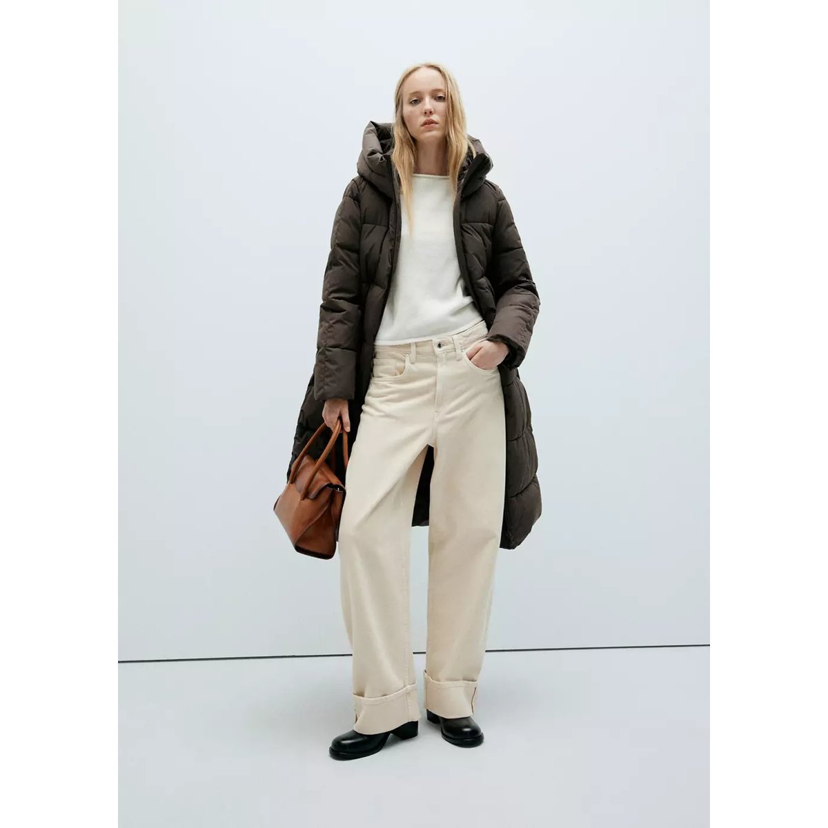 Anorak long matelassé capuche marron moyen, MANGO