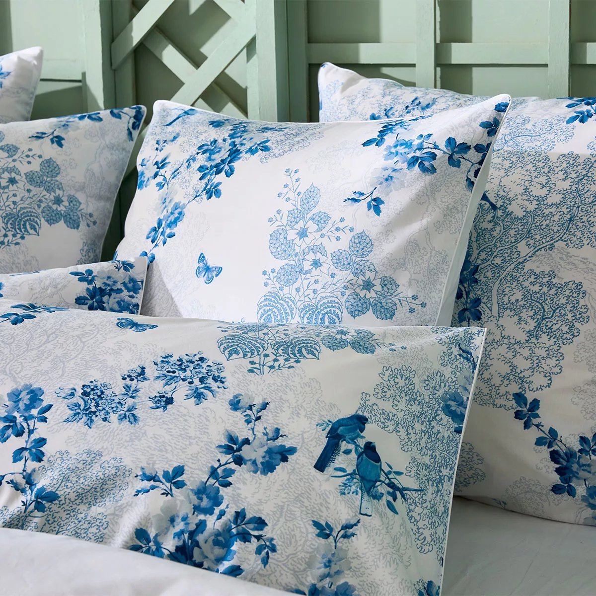 Taie d'oreiller percale de coton VOLIERE bleu, GARNIER THIEBAUT
