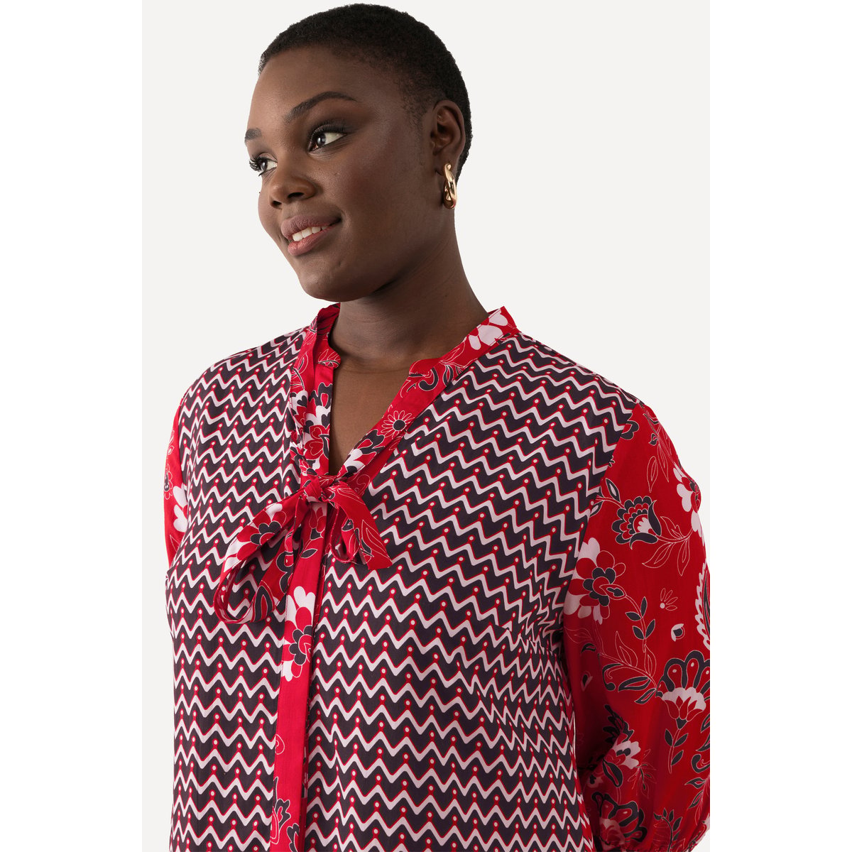 Blouse en lyocell, ruban à nouer, nœud salsa, ULLA POPKEN