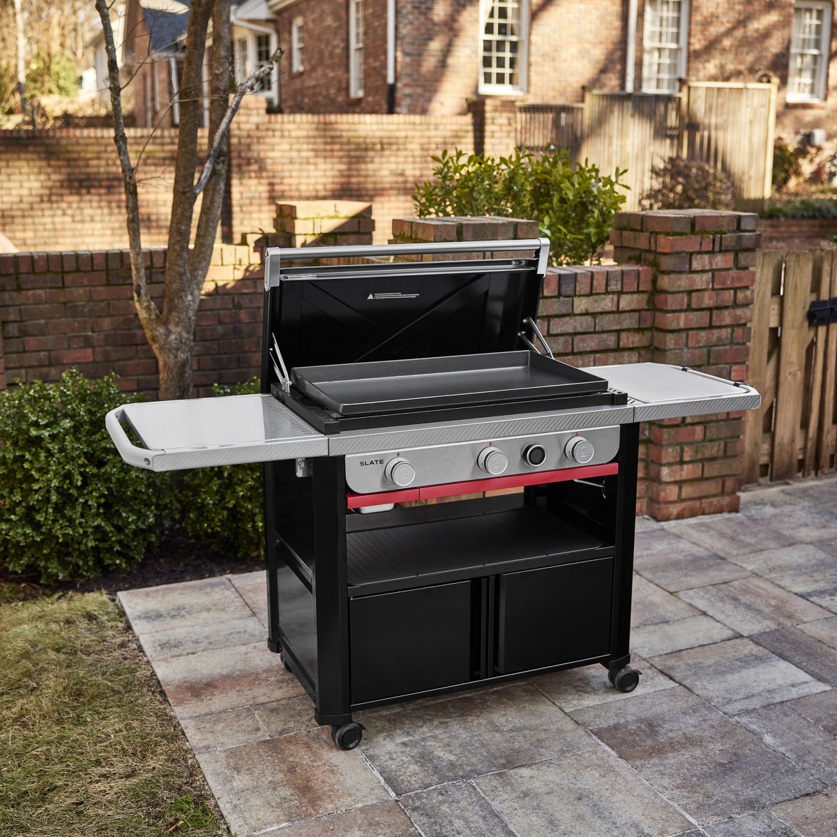 Plancha gaz black 3 brûleurs sur chariot, 76x46 cm noir, WEBER