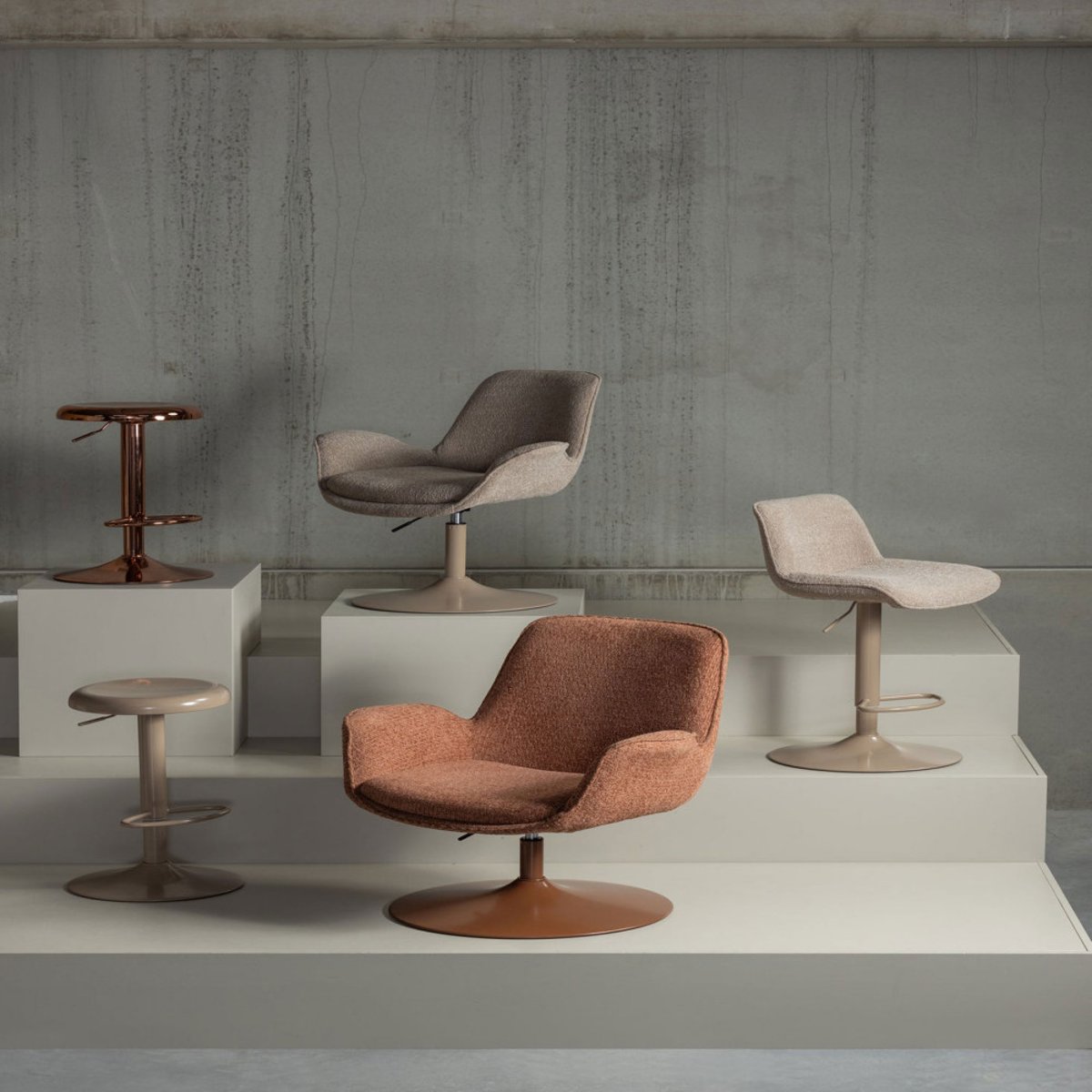 Tabouret de bar réglable en hauteur en chenille MARTEN beige, WOOOD