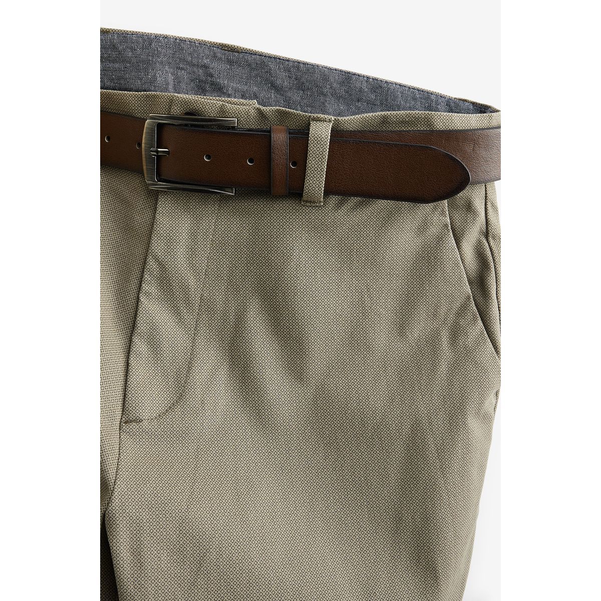 Pantalon Chino Coupe Droite Avec Ceinture naturel, NEXT