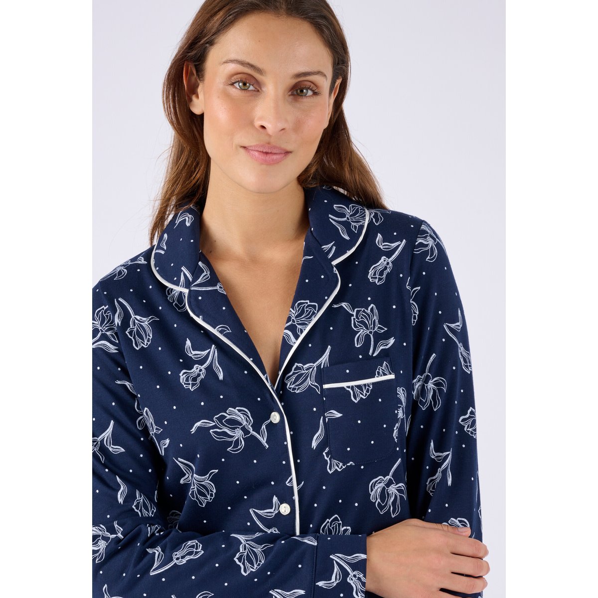 Chemise de nuit boutonnée Thermolactyl bleu marine fleuri, DAMART