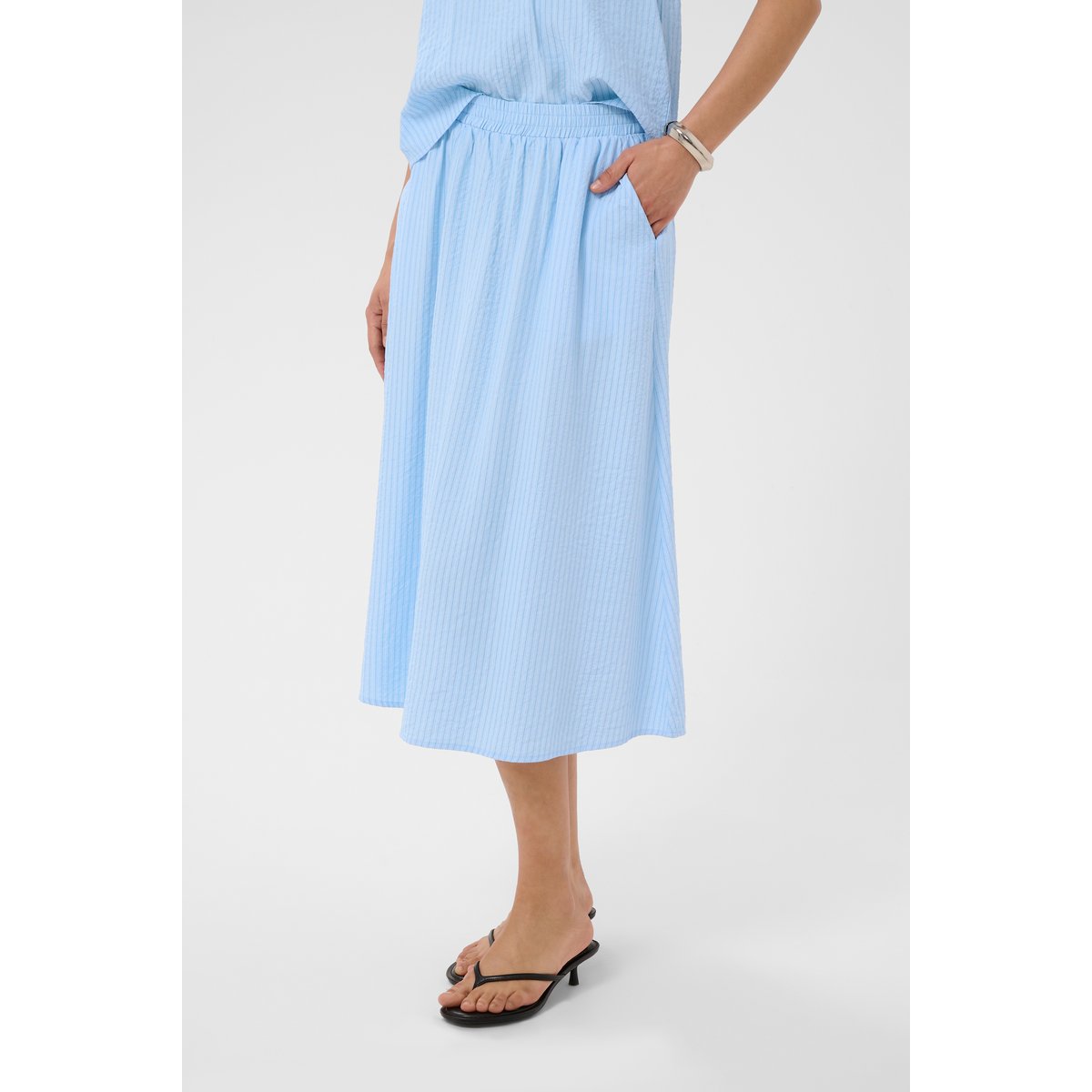 Jupe casual bleu blanc light blue, white stripe, KAFFE