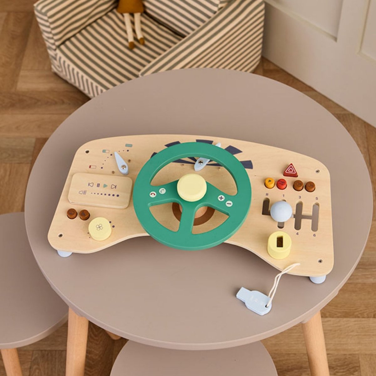 Tableau d'activités beige, vert, rouge, KID'S CONCEPT