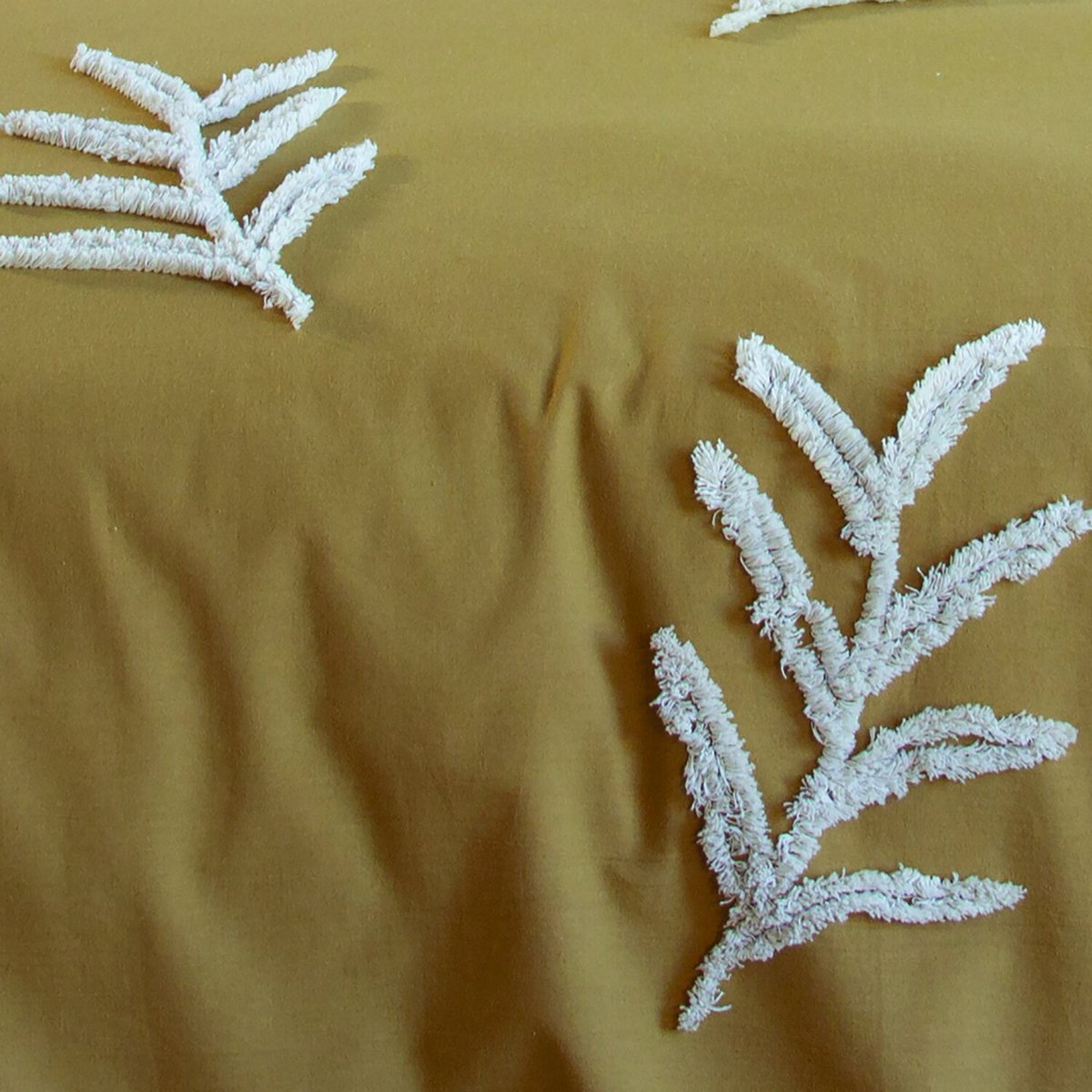 Parure de couette tuftées en coton lavé ocre, C DESIGN HOME TEXTILE