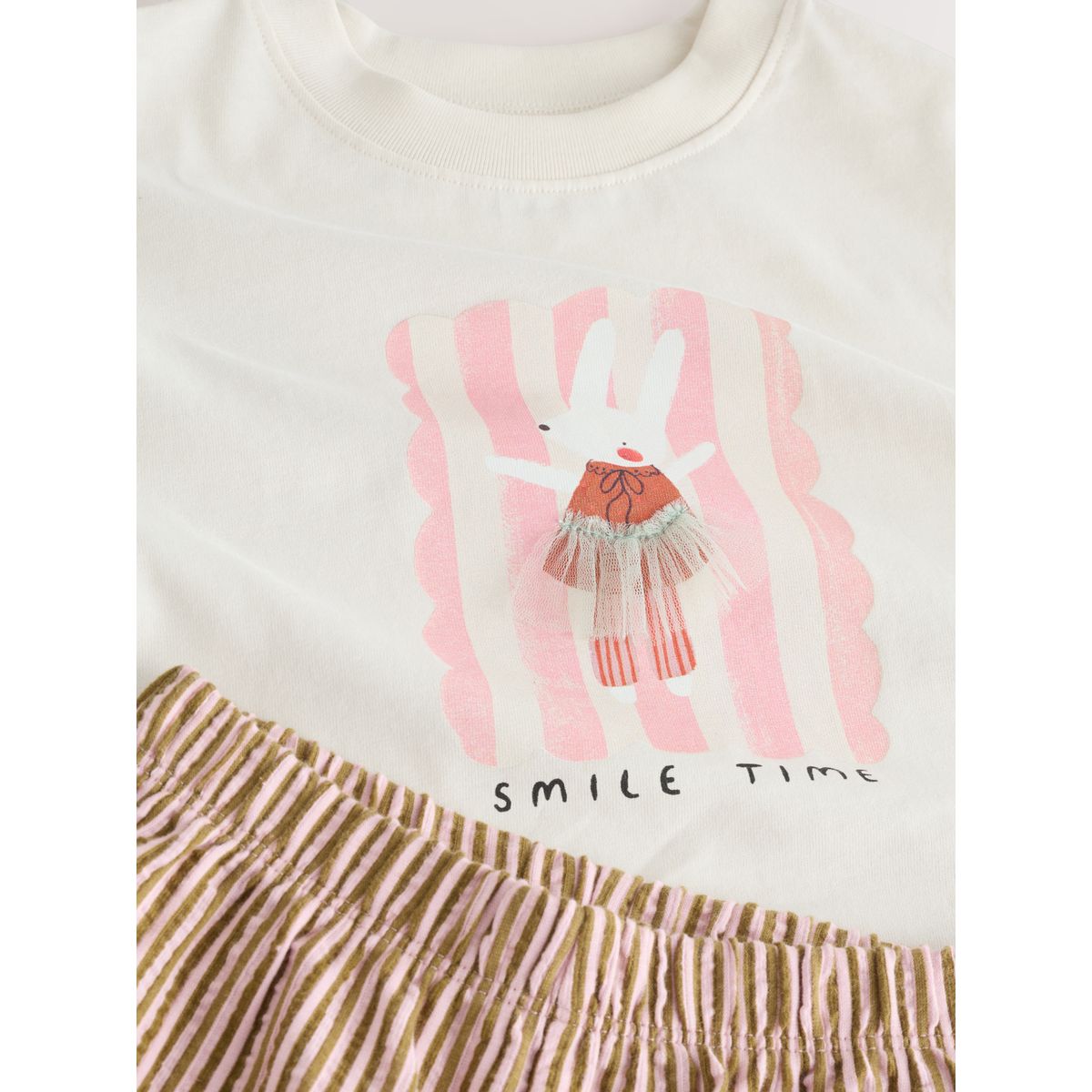 Ensemble t-shirt et pantalon large volanté lapin blanc écru, NEXT