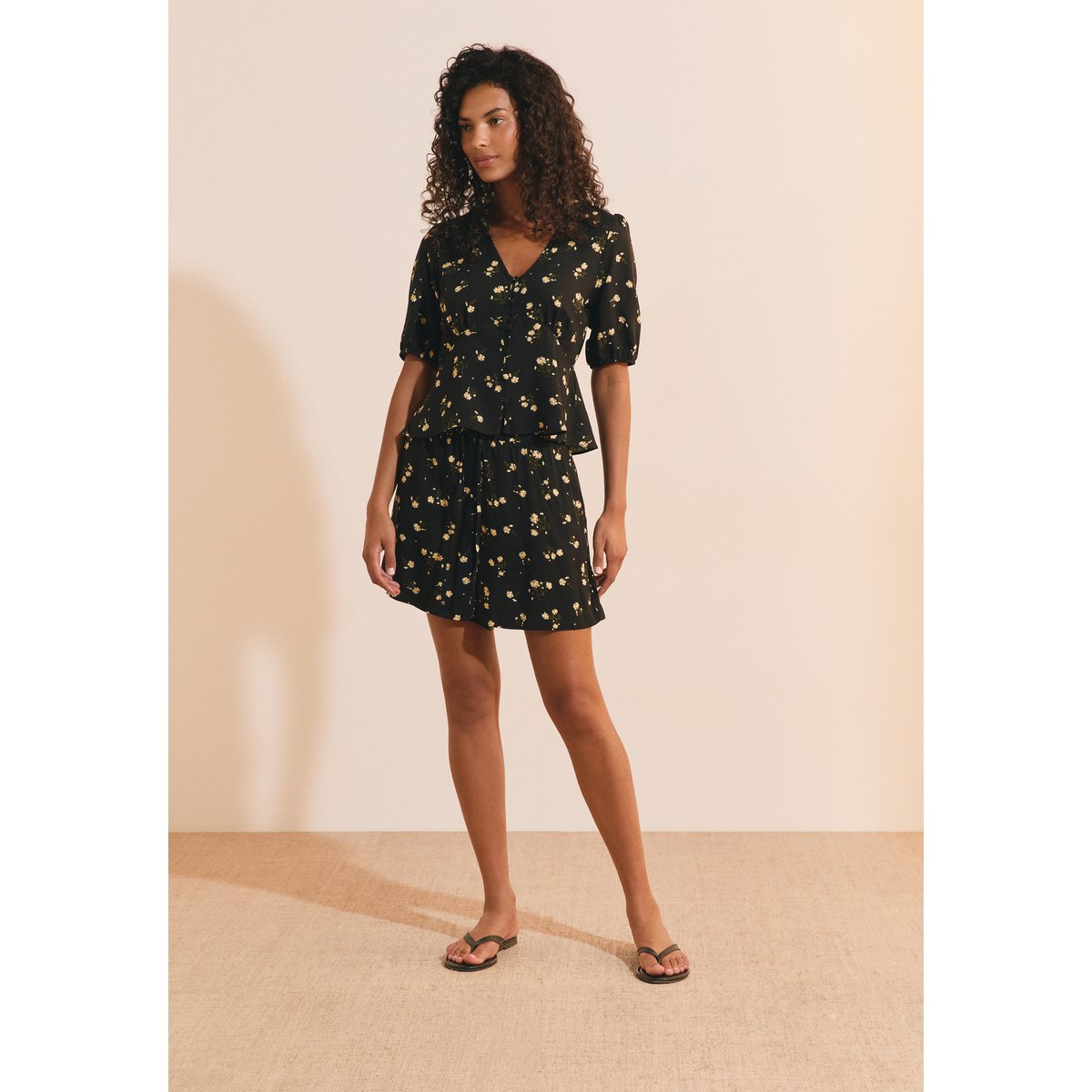 Short à motifs A JULIEN IMP imp fd noir, ETAM