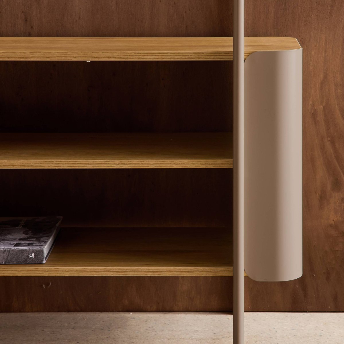 Etagère bibliothèque métal courbé et décor bois 6 niveaux MOLTO marron, SWEEEK