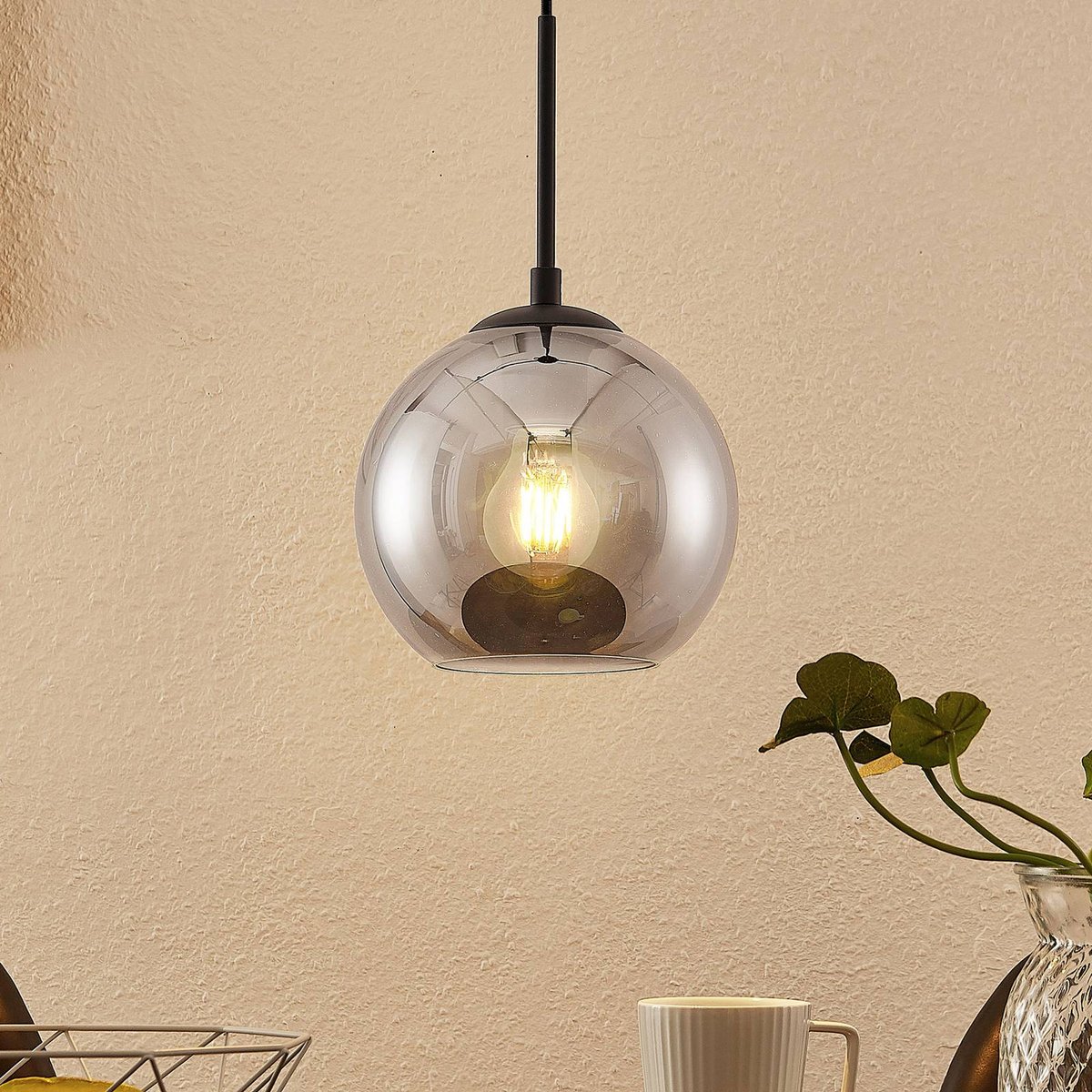 Suspension en métal moderne, Jurian noir sable, verre fumé, LINDBY