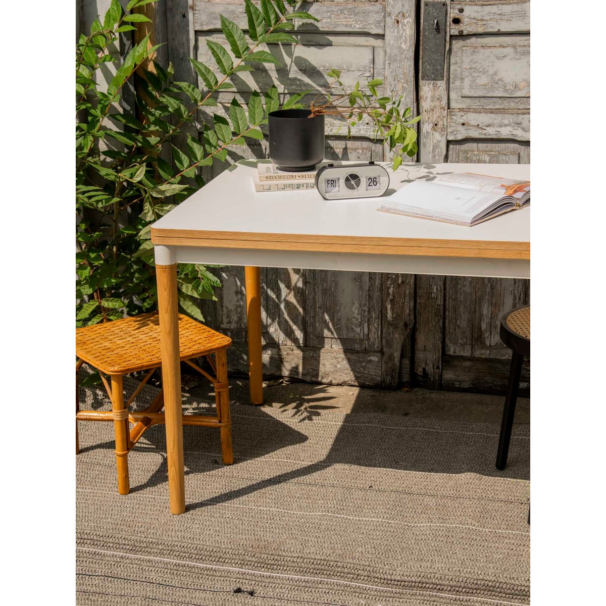 Table à manger modulable Karla N°1223 - Bon état bois clair, DEBONGOUT