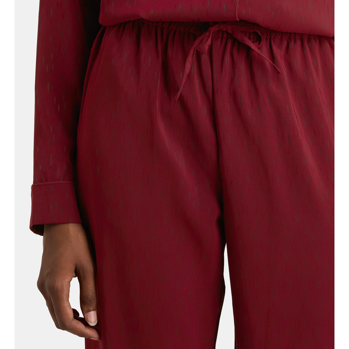 Pyjama long diola en satin jacquard bordeaux, GALERIES LAFAYETTE
