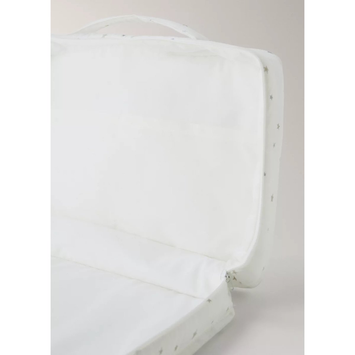 Sac de maternité imprimé étoiles gris, MANGO HOME
