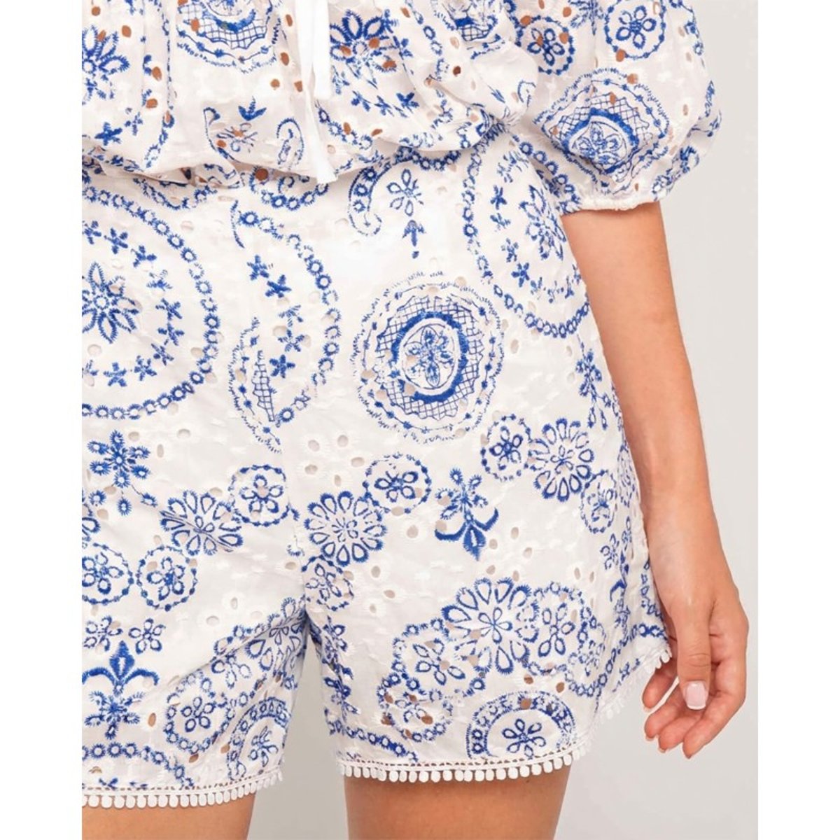 Short Avec Broderie Xariah bleu, DONA LISA