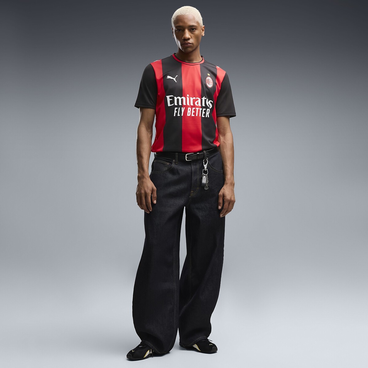 Maillot de foot AC Milan Home Jersey noir + rouge, PUMA