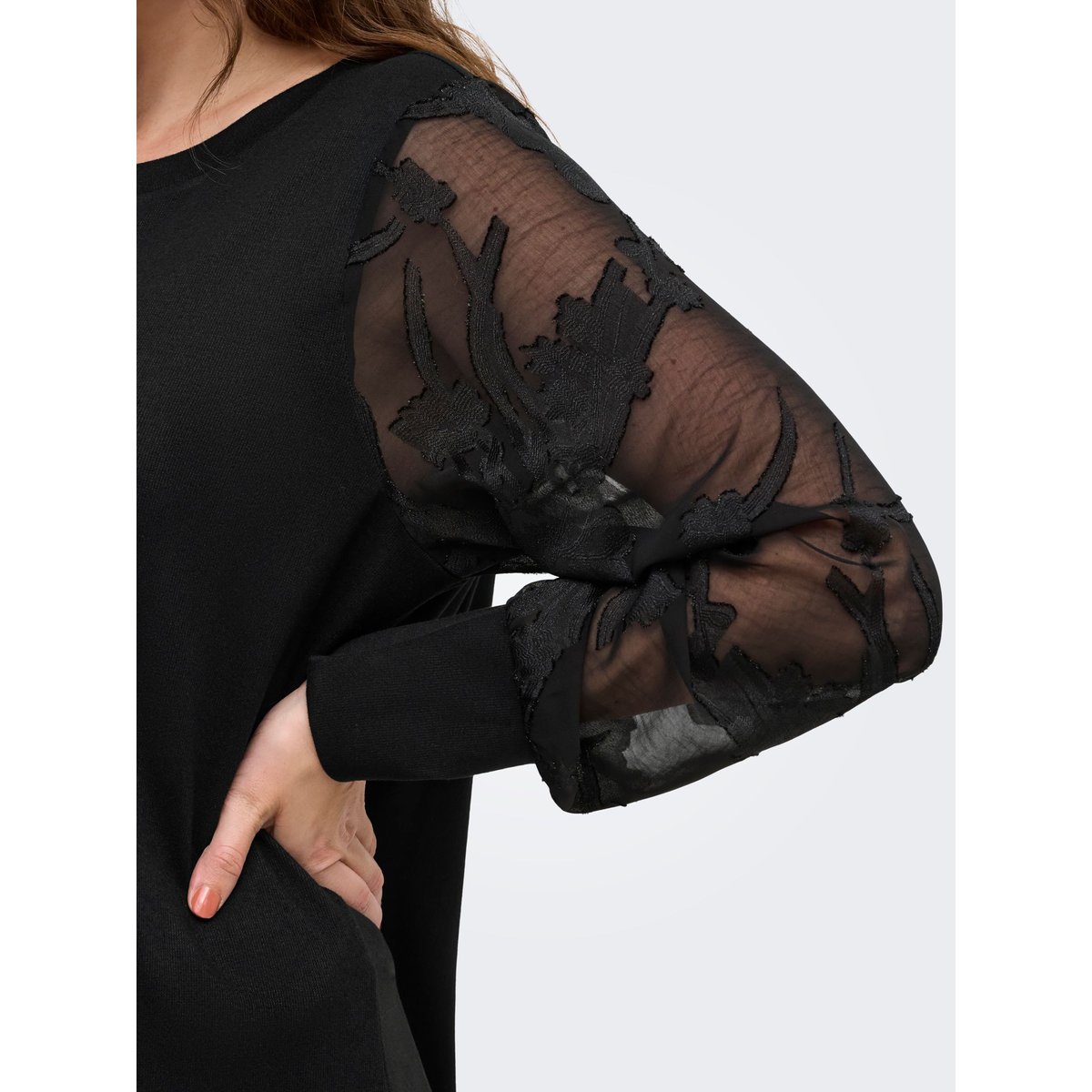 Robe black 1, ONLY CARMAKOMA