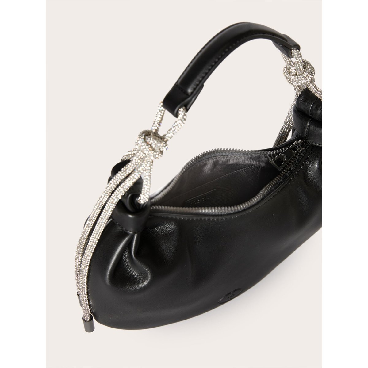 Sac hobo avec pendentifs bijoux noir, MOTIVI