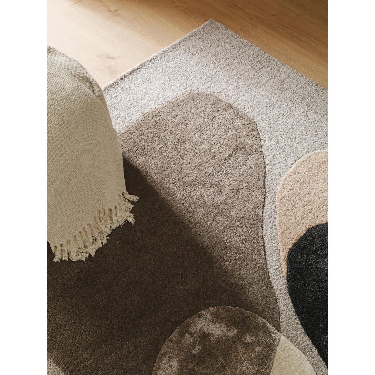Tapis de laine tufté main KYOTO multicouleur/gris, BENUTA