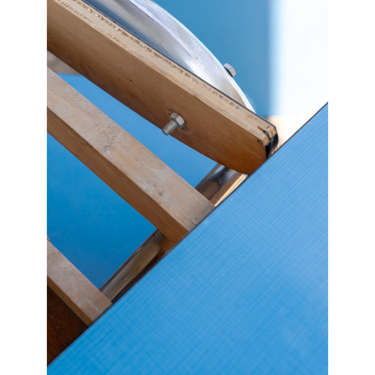 Ensemble de table et chaises en formica bleu et blanc Ange N°26 - Bon état bleu, DEBONGOUT