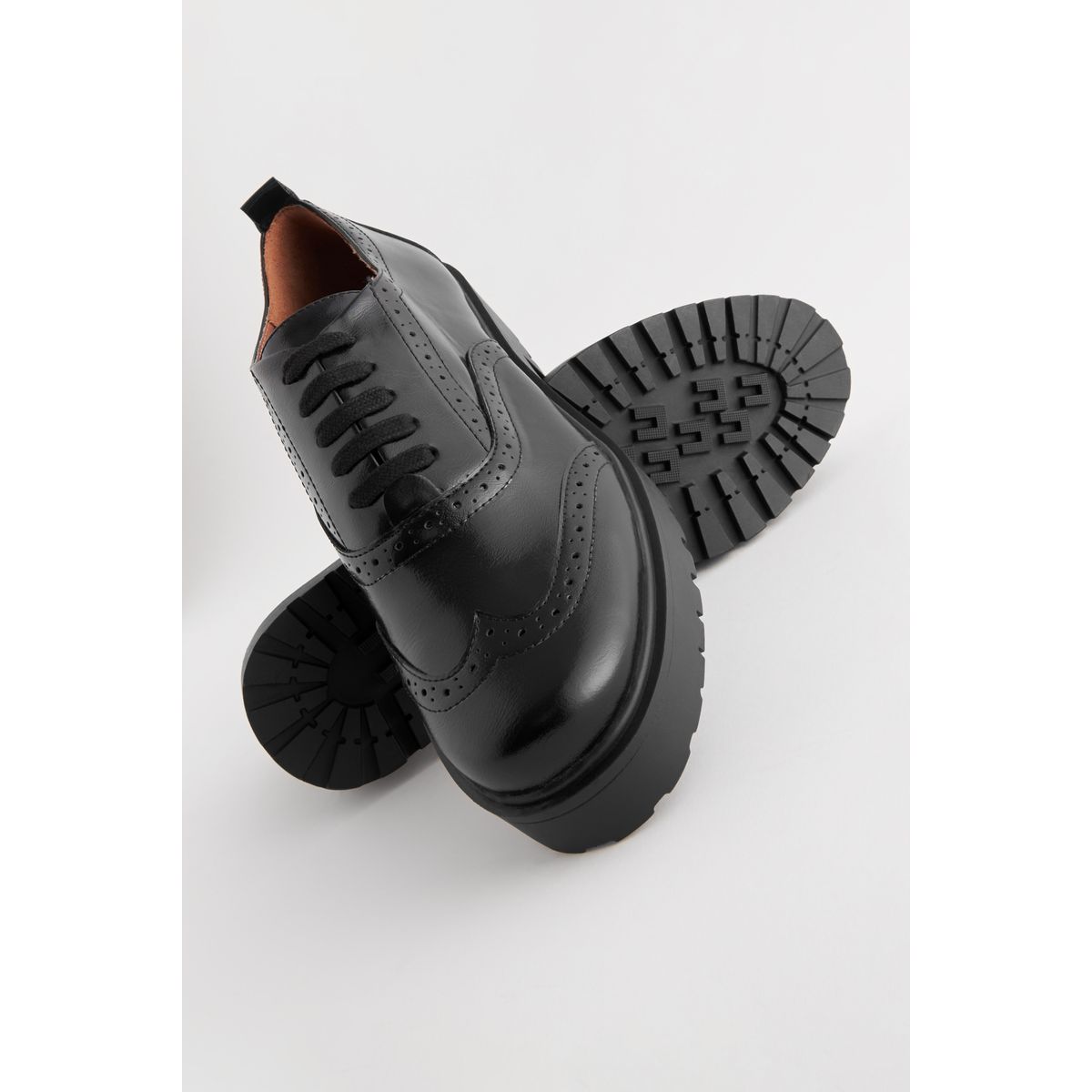 Chaussures richelieu épaisses à lacets noir, NEXT