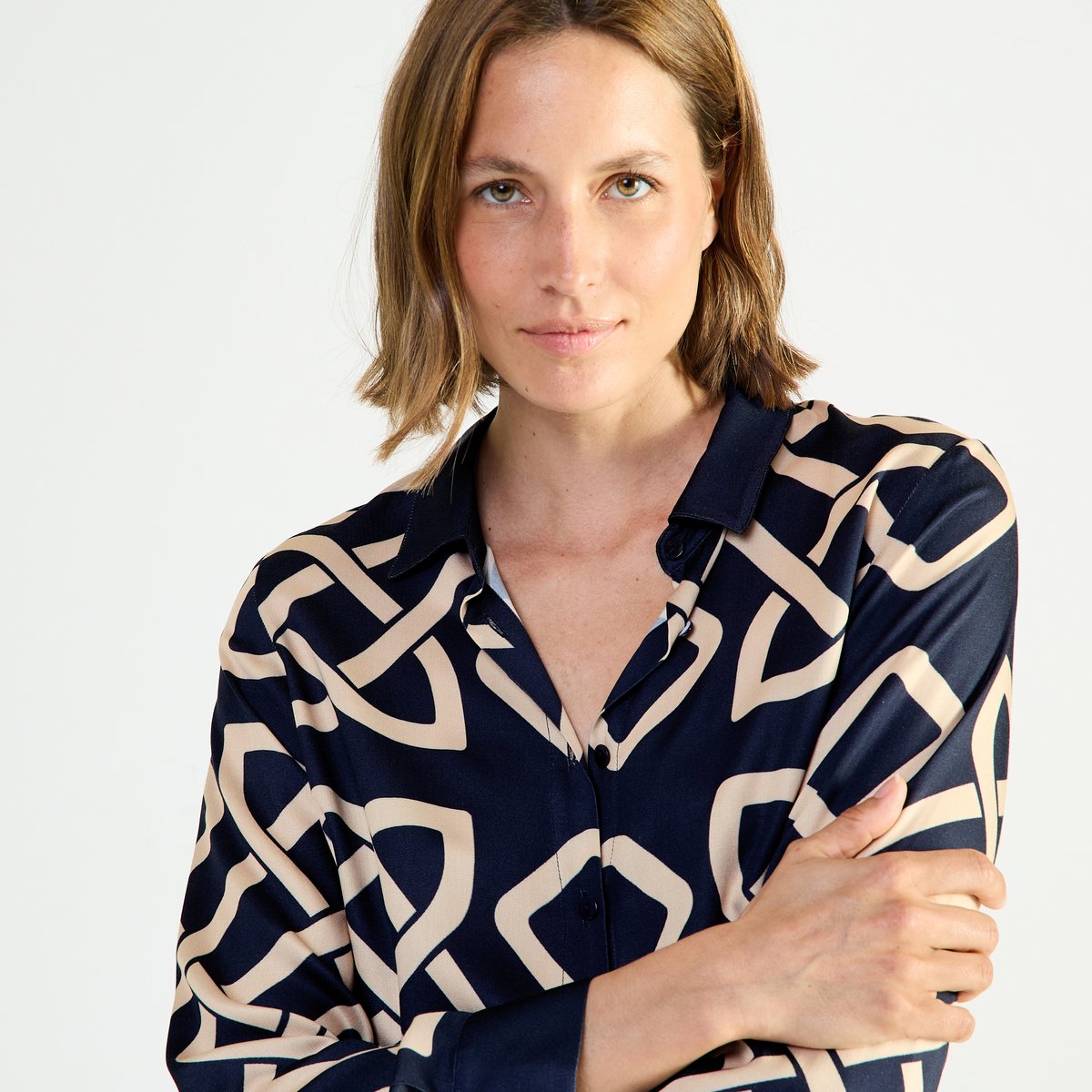 Pyjama col tailleur en satin de viscose ENTRELAC marine, LAURENCE TAVERNIER