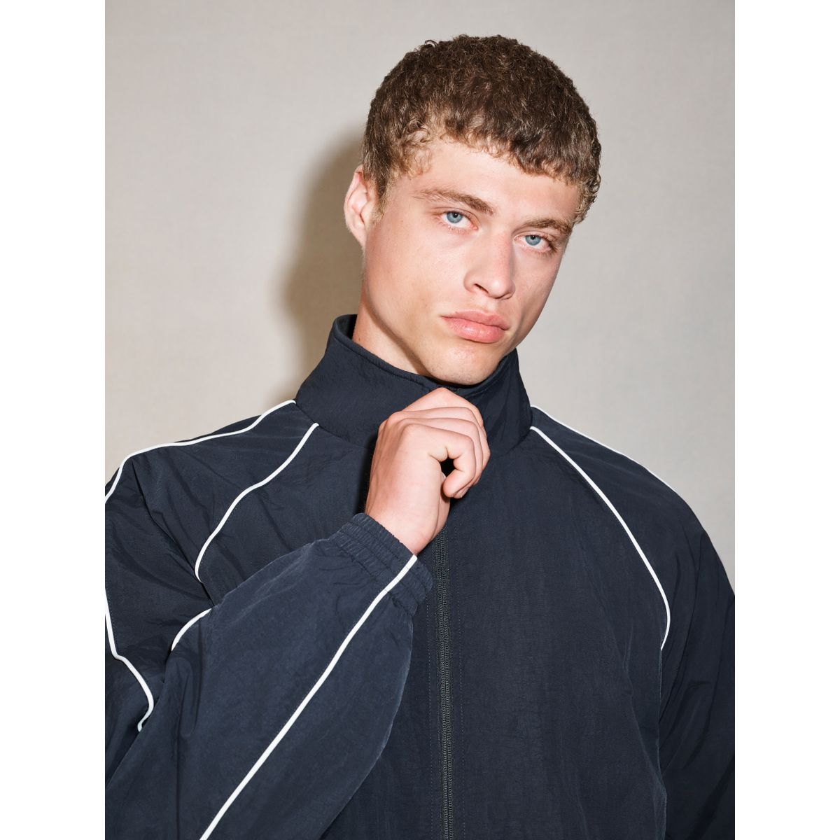 Veste coupe-vent légère à col cheminée noir, NEXT