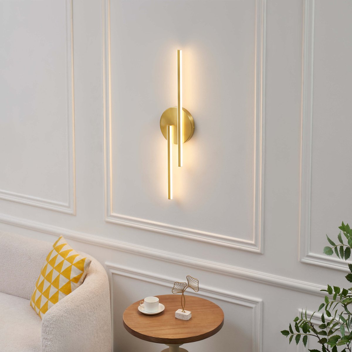 Applique LED minimaliste dorée - PIA laiton, KOSILUM