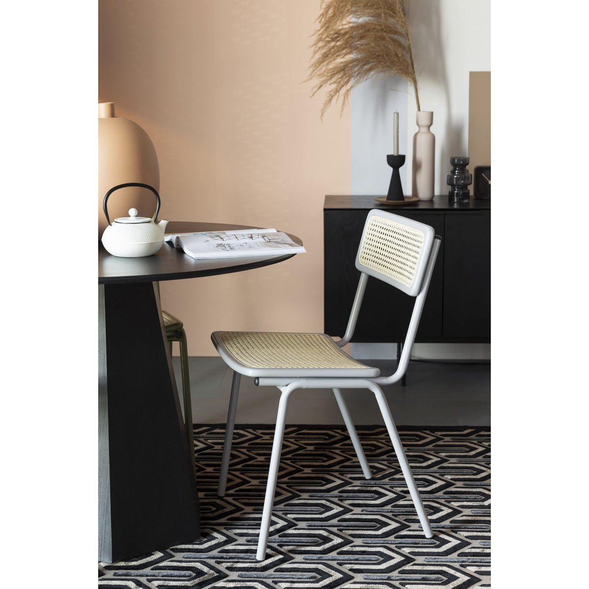 Chaise de salle à manger empilable en bois, JORT gris, ZUIVER