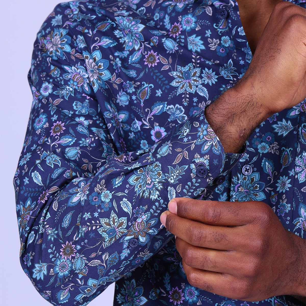 Chemise à motifs bleu marine, MISE AU GREEN