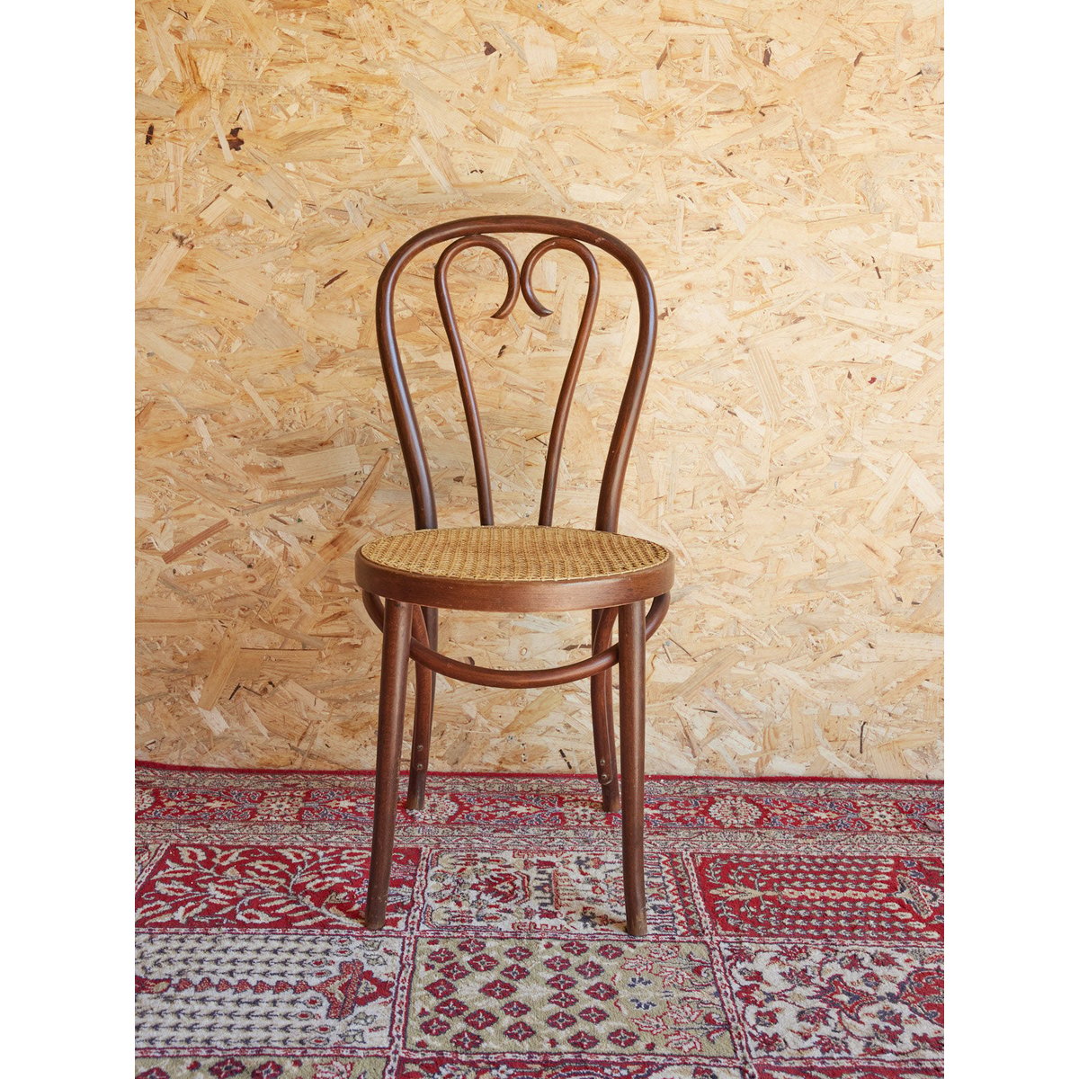 Lot de 4 chaises bistrot Claude N°1263 - Bon état bois foncé, DEBONGOUT