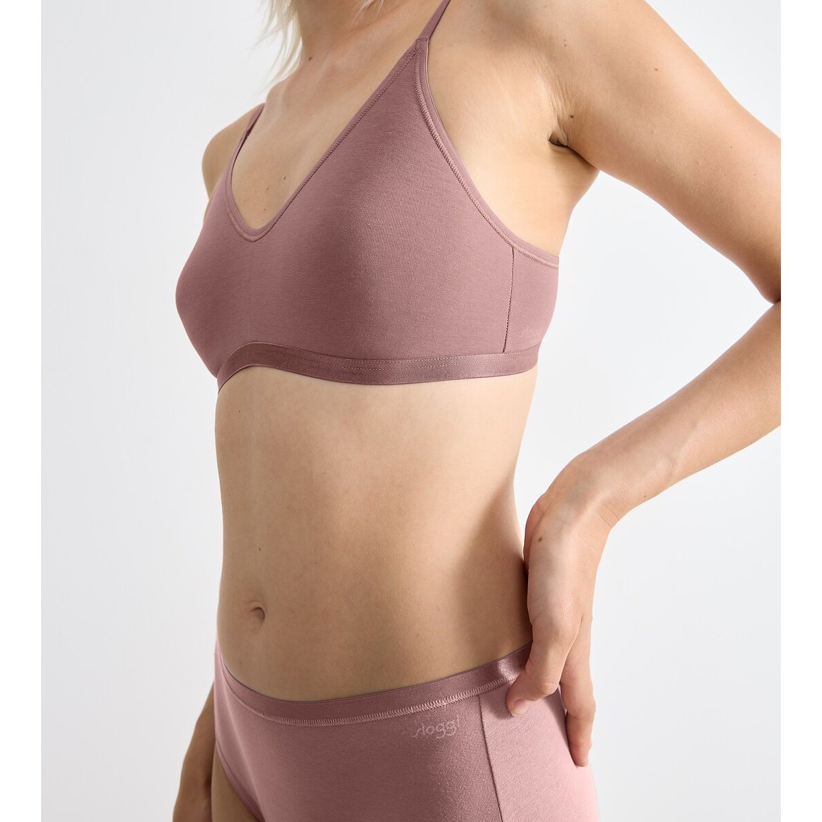 BH zonder beugels Go Daily Cotton cacao, SLOGGI