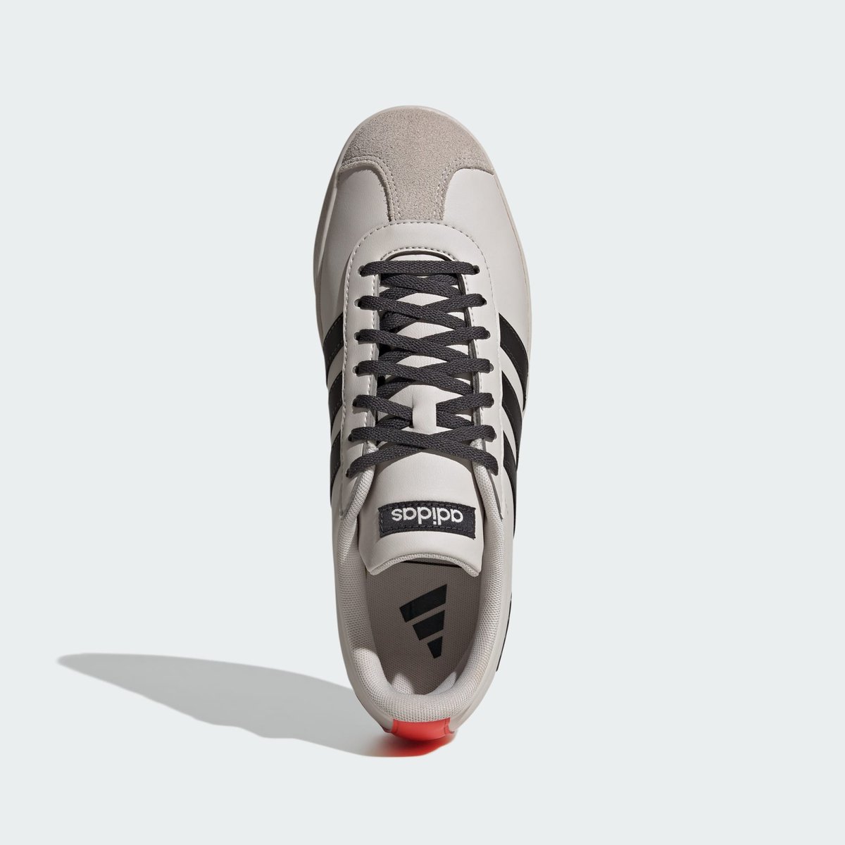 Chaussure Vl Court Audi Revolut F1 Team Chaussure Vl Court Audi Revolut F1 Team chalk pearl / utility black / hi-res red, adidas Performance