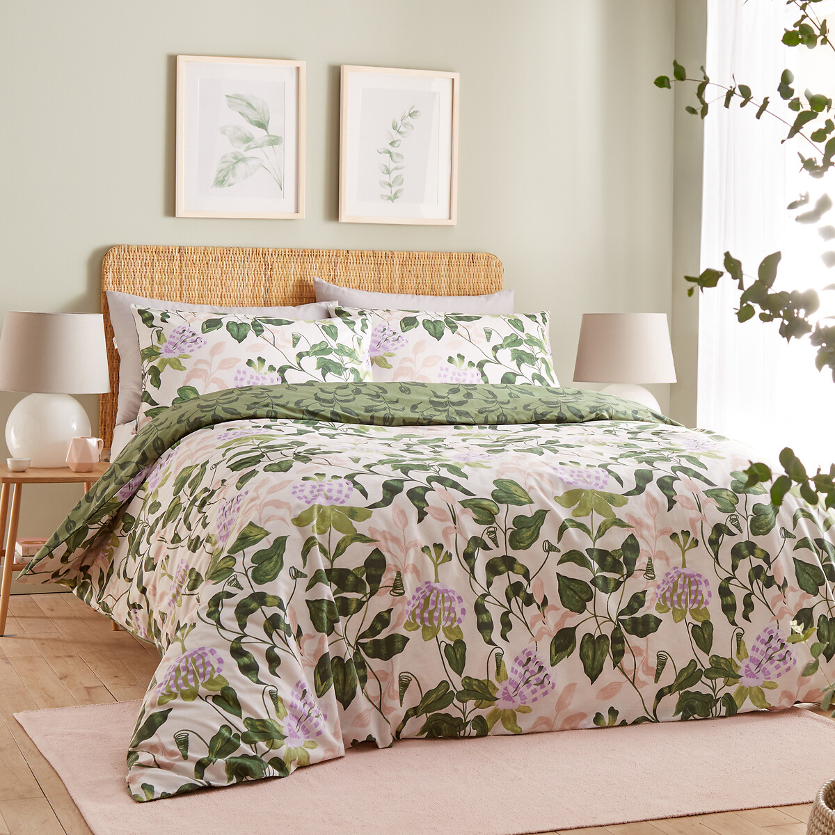 Passiflora Duvet Cover and Pillowcase Set green, WYLDER