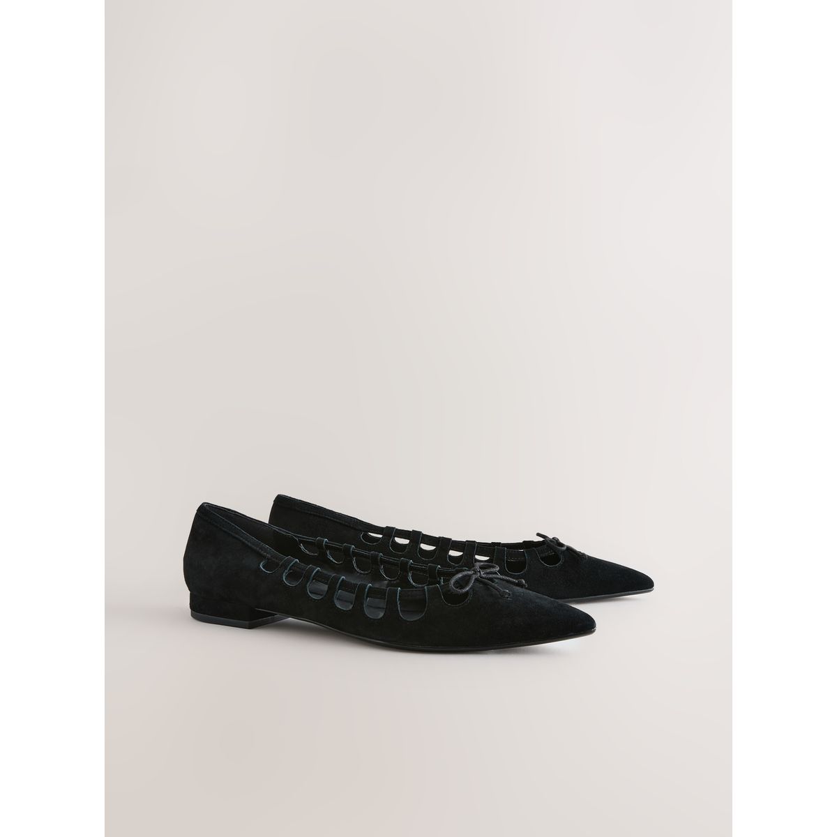 Chaussures en cuir à découpes et bout pointu noir, NEXT