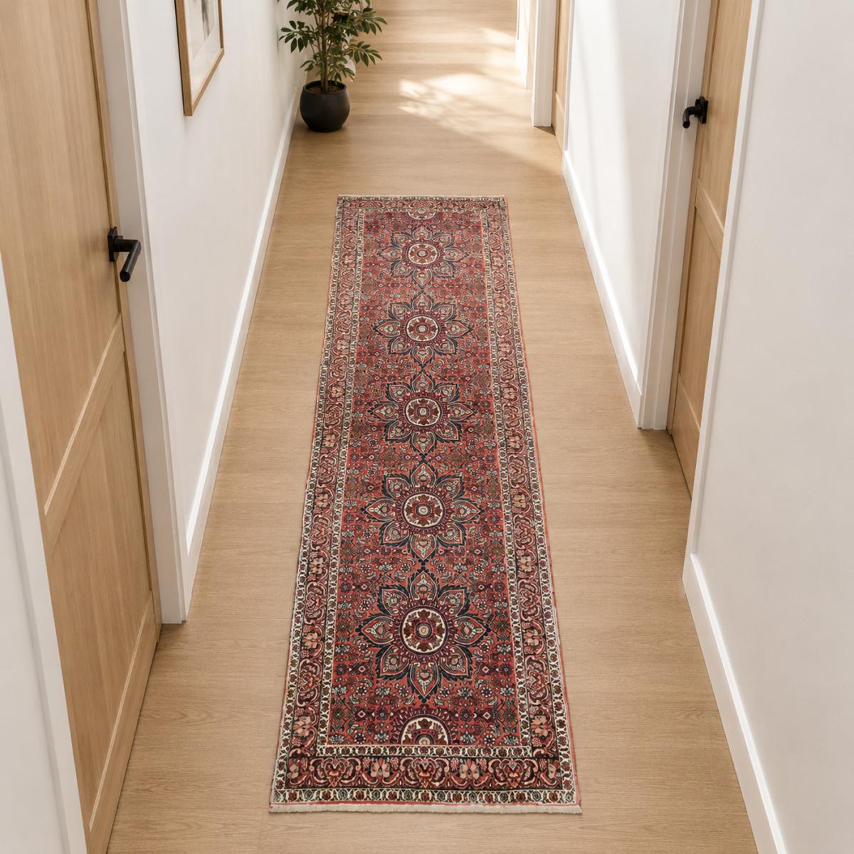 Tapis d'orient à motif traditionnel, noué main avec soin, BIDJAR 2 rouge, beige, bleu, UN AMOUR DE TAPIS