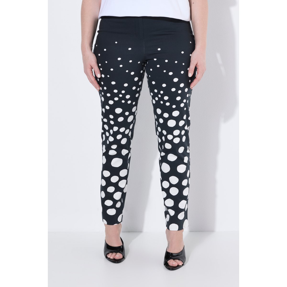 Pantalon à pois noir, ULLA POPKEN