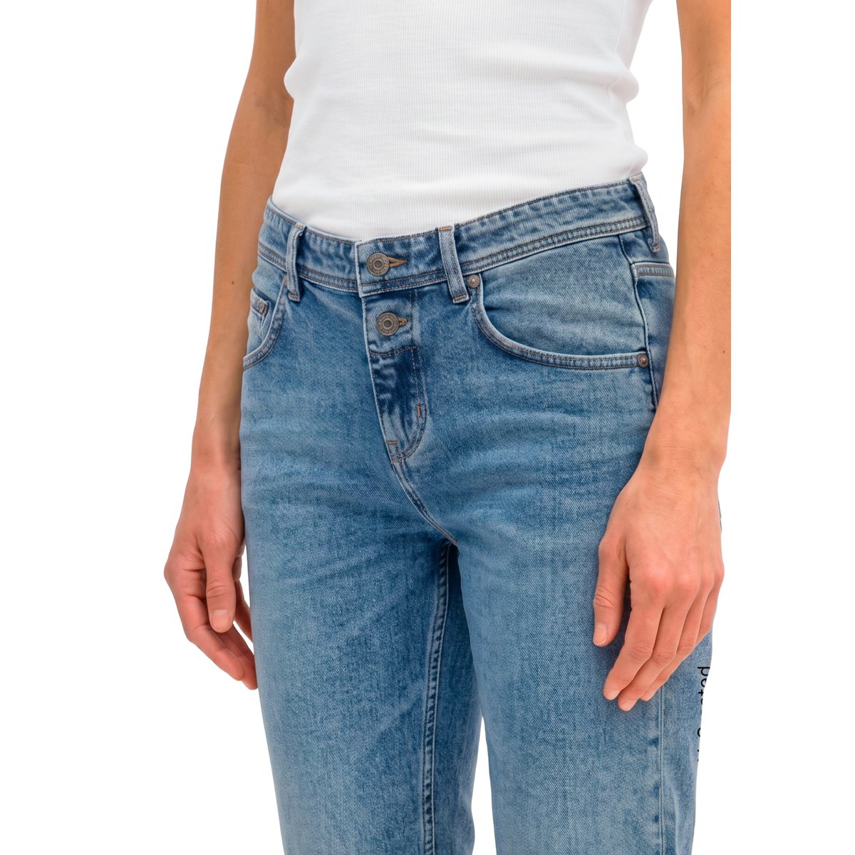 Jeans modèle Theda boyfriend en coton bio mélangé bleu, MARC O'POLO