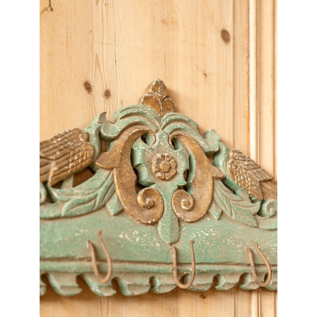 Porte-manteau en bois vert menthe Max N°417 - Bon état vert, DEBONGOUT