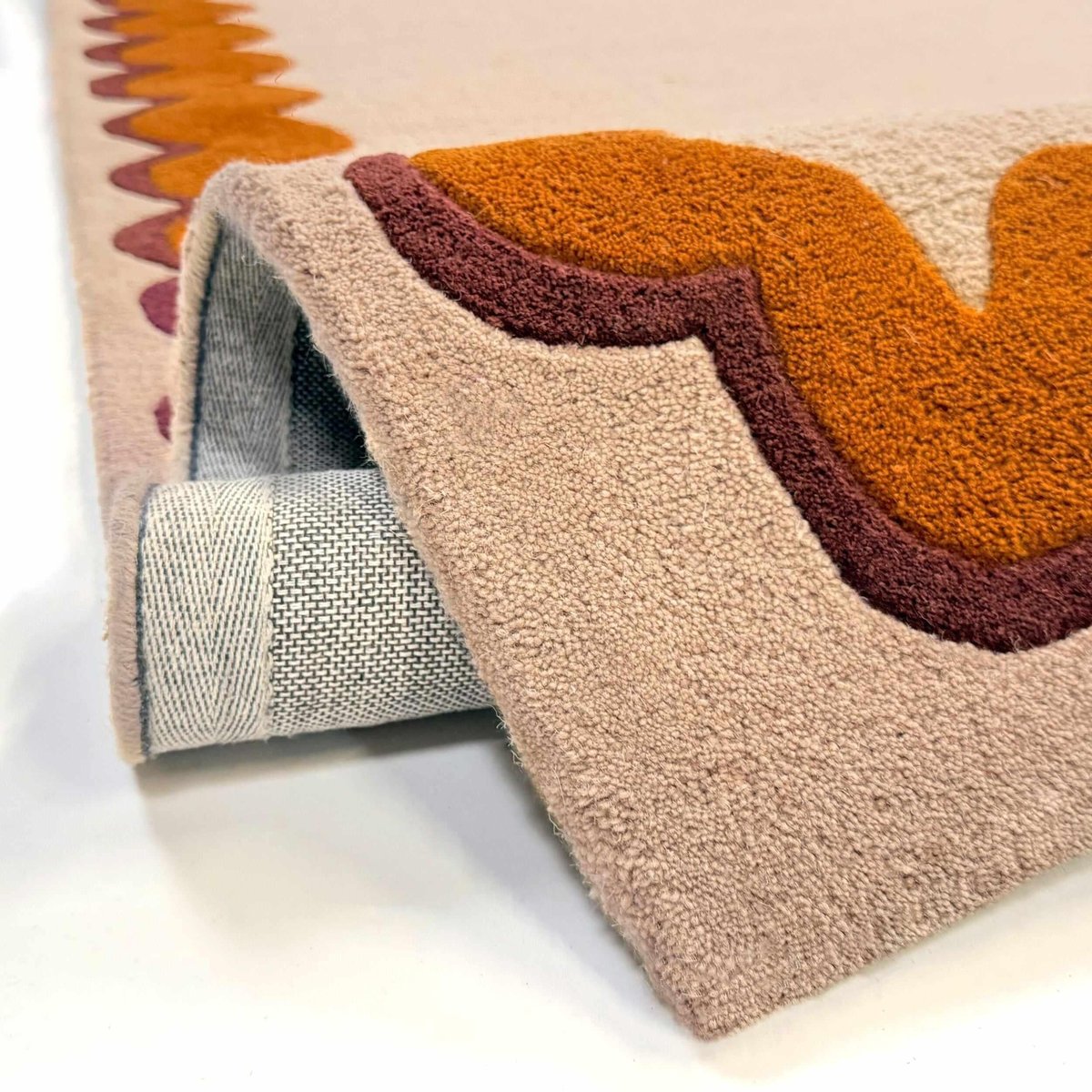 Tapis à bordure en laine WIGGLE orange, FLAIR RUGS