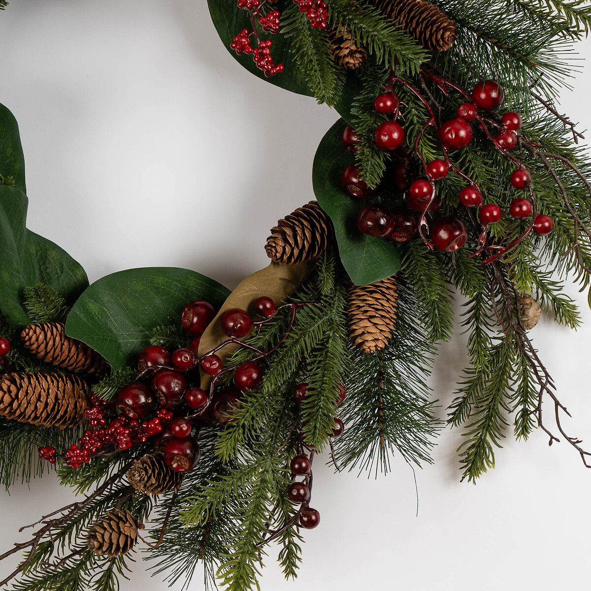 60cm Classic Red & Green Christmas Wreath green, SO'HOME