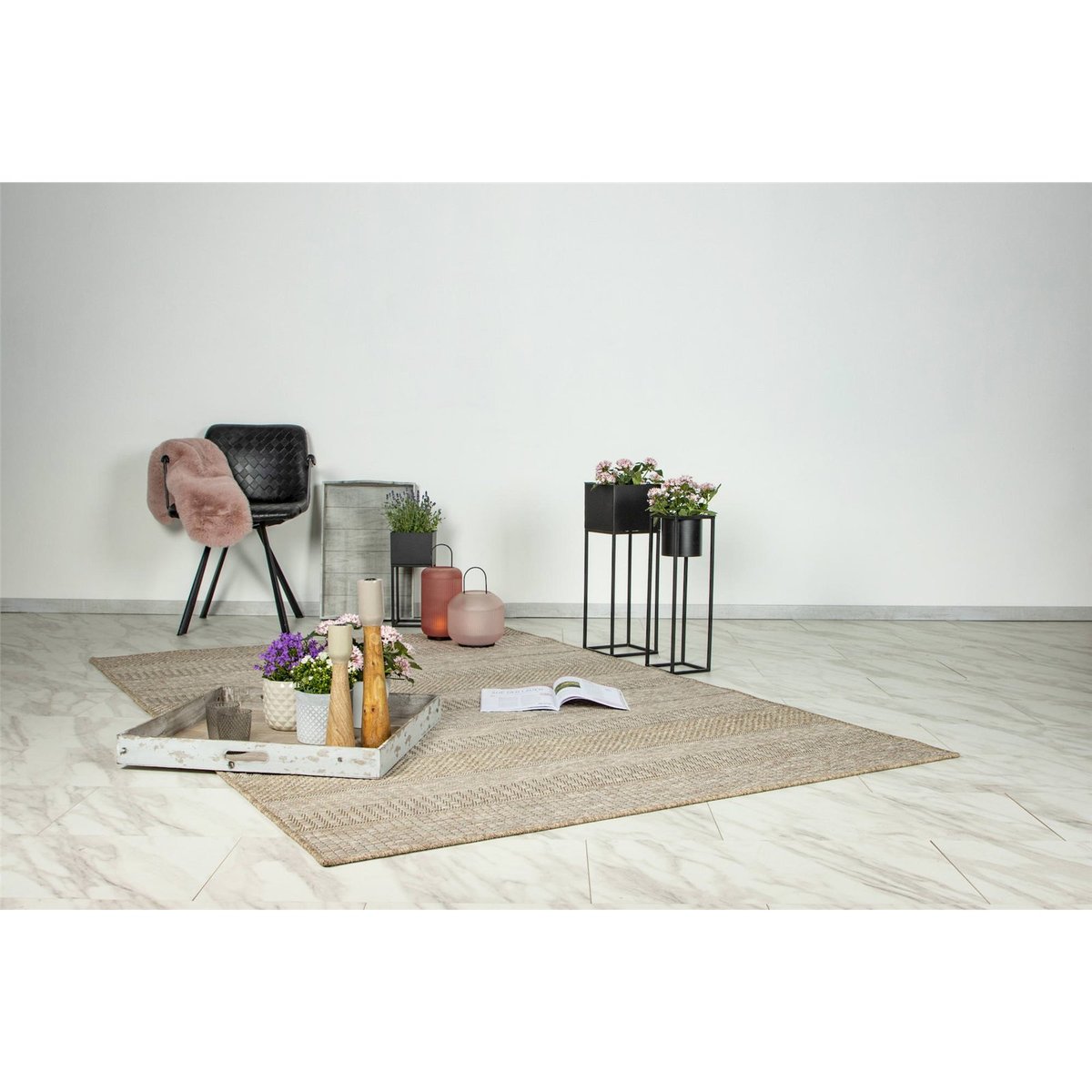 Tapis rectangulaire court poil à rayures beige sable chiné naturel, ARTE ESPINA