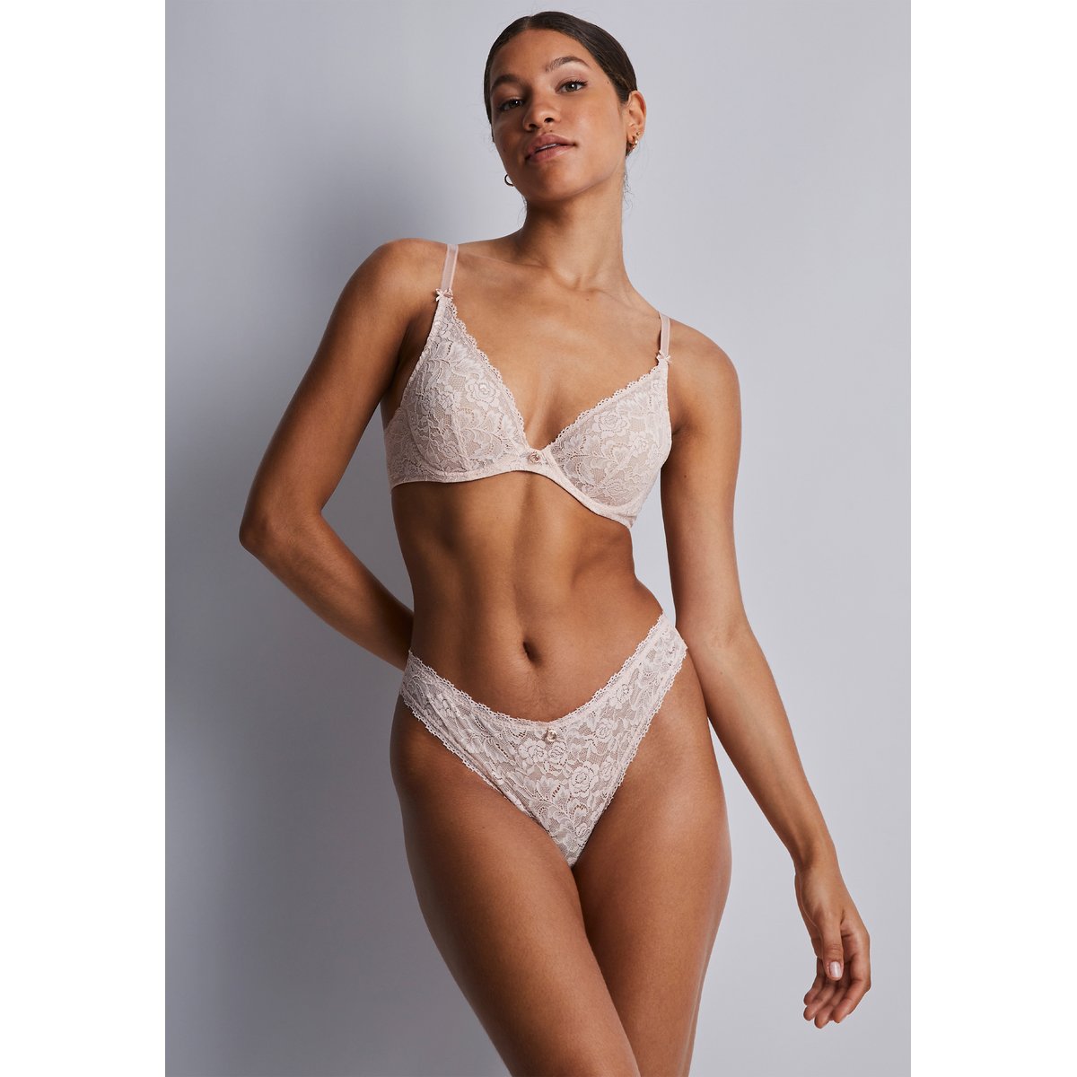 Tanga Rosessence rose, AUBADE